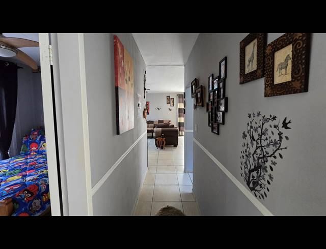 2 BEDROOM SECTIONAL TITLE FOR SALE IN SOUTH CREST